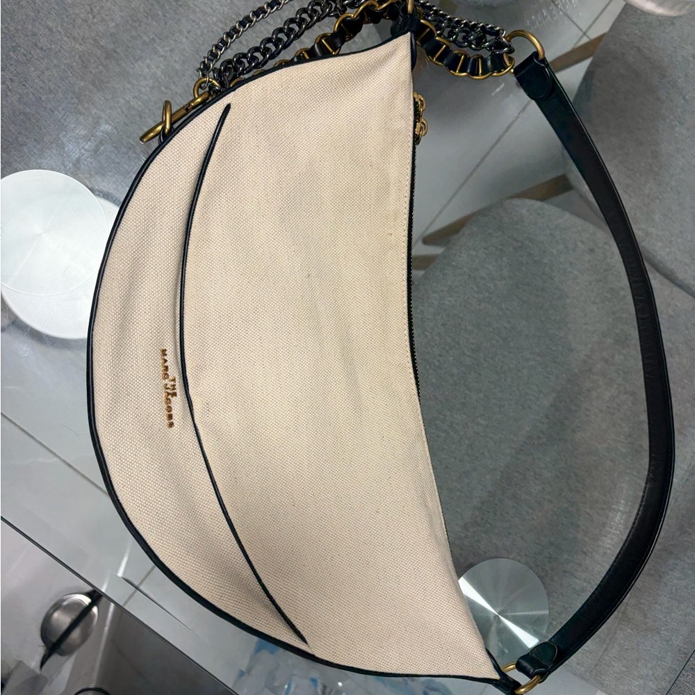 Marc Jacobs Cream eclipse Bag with Chain Detail
